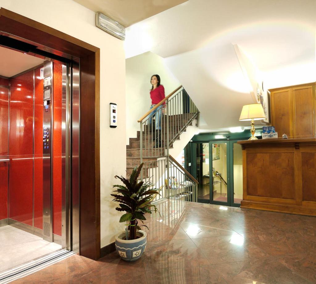 Hotel Dal Ponte Bassano del Grappa Exteriör bild
