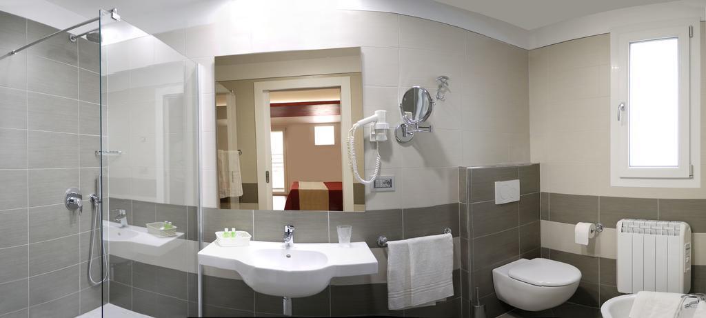 Hotel Dal Ponte Bassano del Grappa Exteriör bild