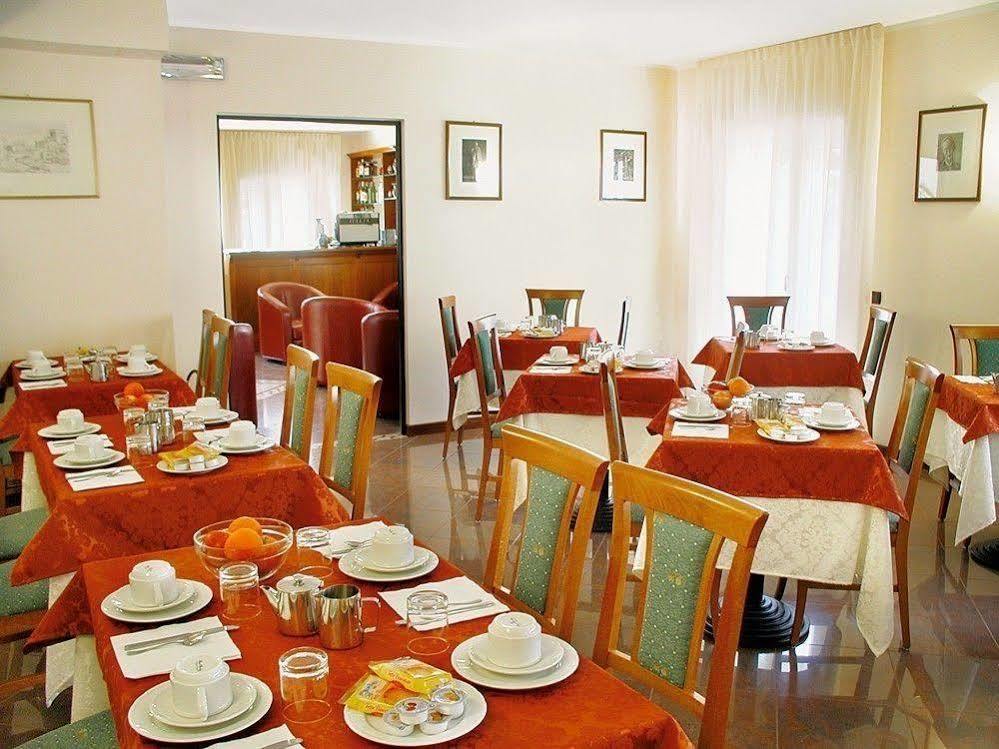 Hotel Dal Ponte Bassano del Grappa Exteriör bild